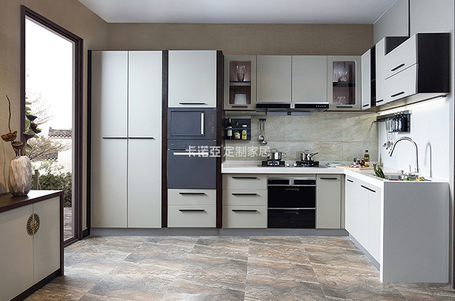 定製櫥櫃用什麽板材好？六種常見的櫥櫃板材介紹