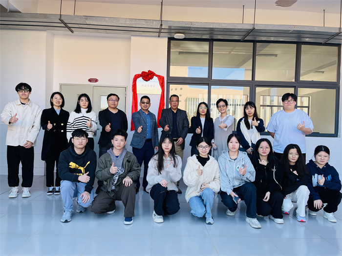 蜜桃在线播放&廣東工程職業技術學院校企戰略合作揭牌儀式